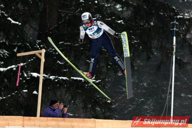 090 Lucie Mikova